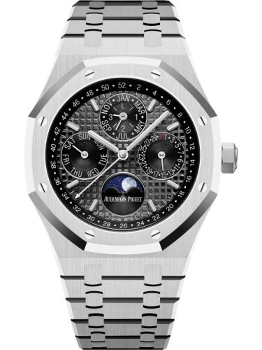 Royal Oak Perpetual Calendar 41 White Gold / Black